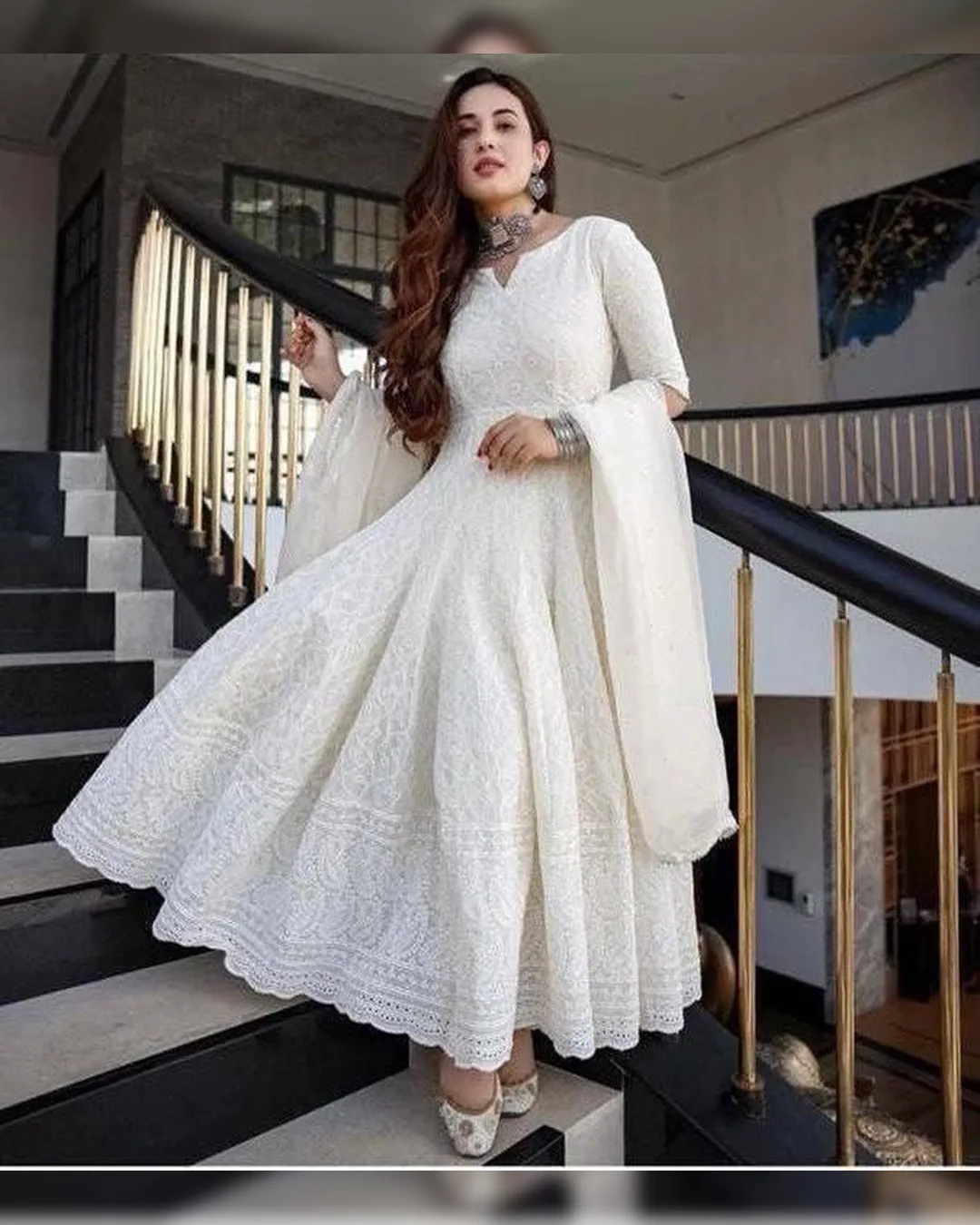 Timeless Elegance: White Chickenkari Kurti with Dupatta