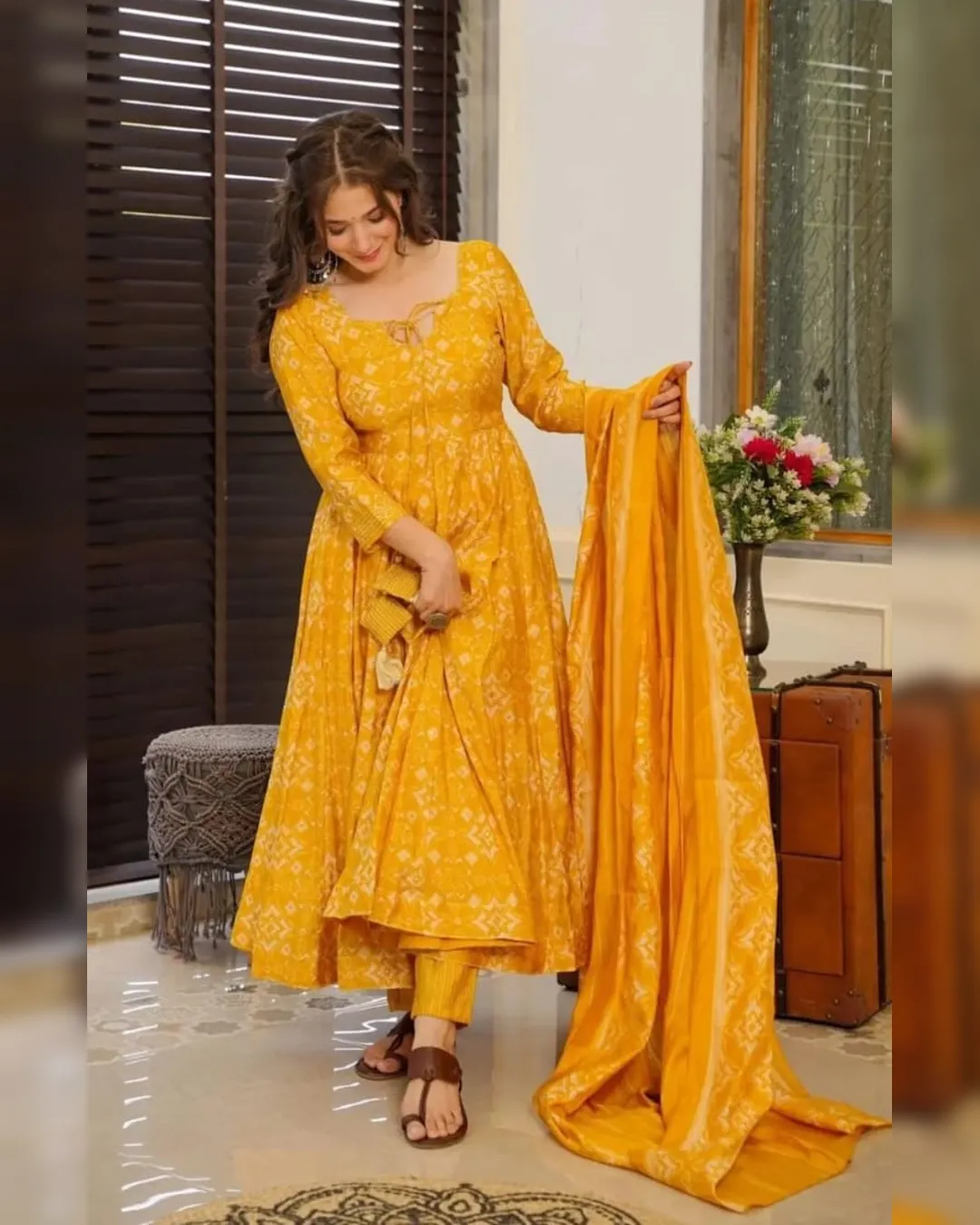 Buy Dreamy Anarkali Kurta Set with Tassel Dori  Perfect Traditional Wear  Online At Best Price | Sapnaaz Fashion